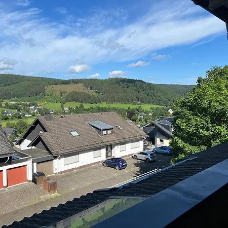 Apartment Dorfblick Mit 2 Sz, Wlan, Balkon & Ski- Oder Ebike Keller *