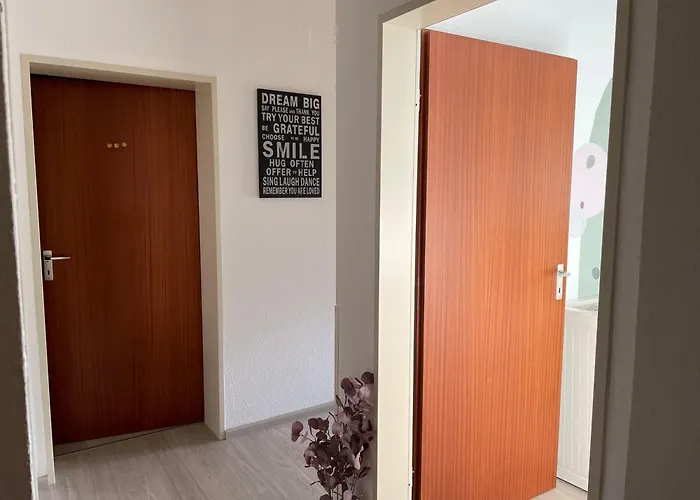 アパート Dorfblick Mit 2 Sz, Wlan, Balkon & Ski- Oder Ebike Keller *